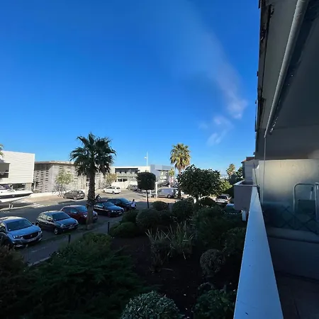 Apartament T2 Avec Terrasse, Parking Prive Et Wi-fi Inclus - Fr-1-319-144 *